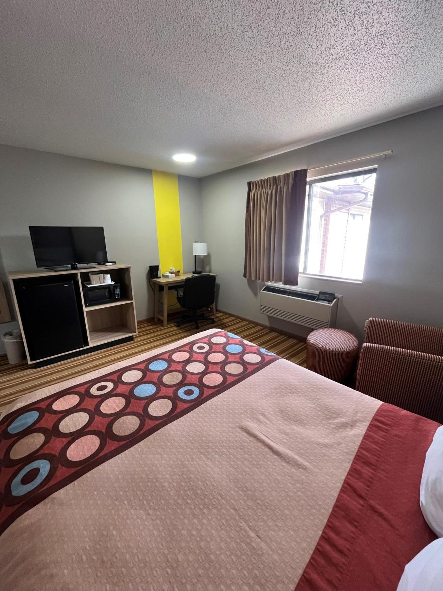 Super 8 By Wyndham Blair Exterior foto